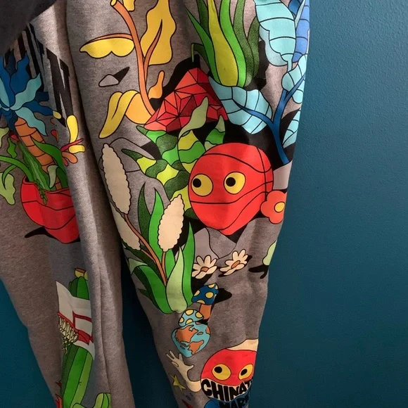 ChinatownMarketXDabsmyla collaboration sweatpants. - Picture 3 of 8